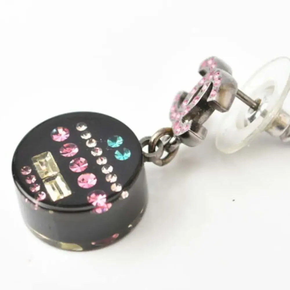CHANEL Black Logo Earrings - Picture 4 of 6